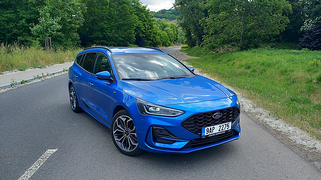 Focus z bazaru je dobrý tip. Skvěle jezdí a udržované kusy jsou bez problémů