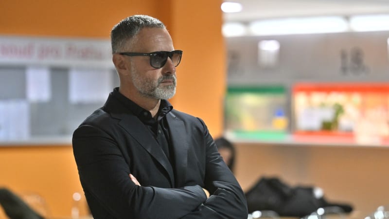 Dění kolem kauzy Dozimetr: Proces je hrozbou pro STAN, Redl i Hluboček vinu odmítli