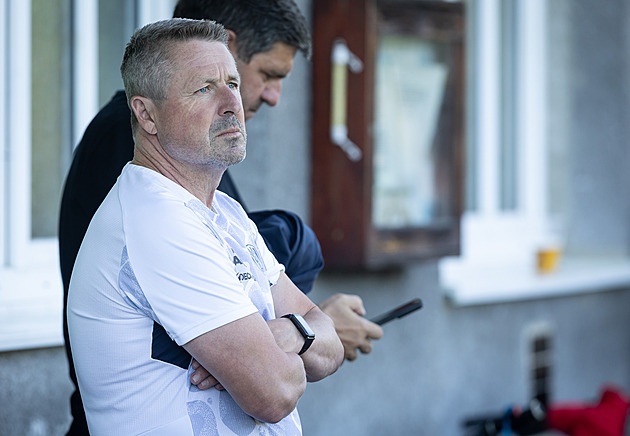 Záchrana i skvělý start, přesto vyhazov. Některým lidem to bylo málo, divil se Nečas