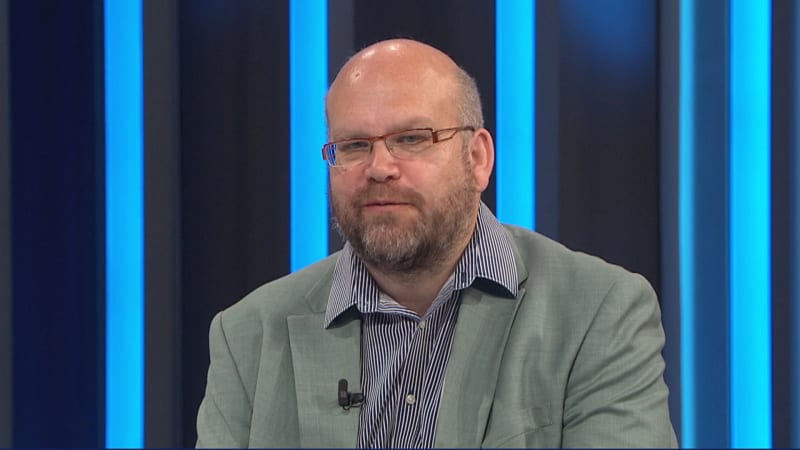 Fialova útočnost se nemusí vyplatit, míní Valeš. Překvapil ho Babišův výrok o komunistech