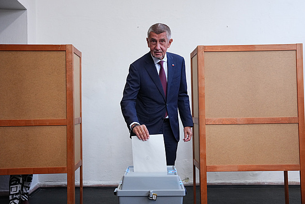 Nemáme nic jistého. Své voliče nezradíme, řekl Babiš u voleb v Ostravě