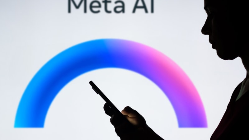 Pozor, co říkáte umělé inteligenci. Facebook poslouchá a konverzaci využije k cílení reklamy