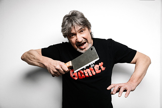 Kuchař Jiří Babica na derby narušoval choreo fanoušků Sparty, dostal ránu