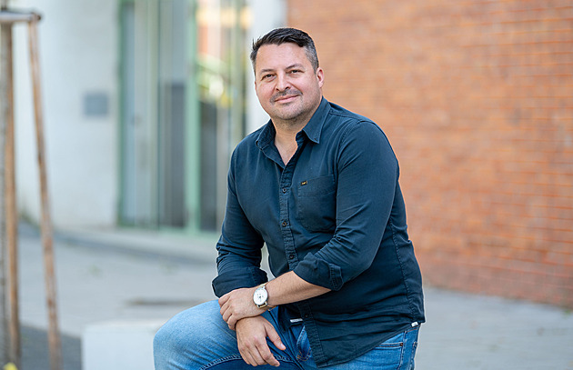 Umělá inteligence je skvělý učitel. Kdo ji ignoruje, ztratí krok, říká expert