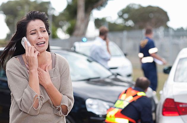 Advokát radí, na co mají pozůstalí nárok po smrtelné autonehodě