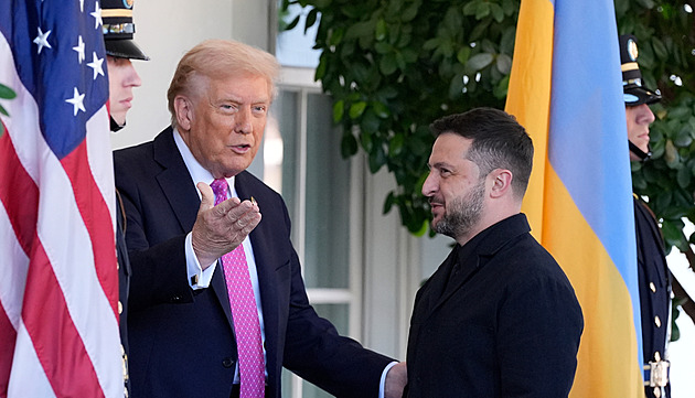 Trump tlačil na Zelenského, aby přijal „Putinův mír“, píše britský tisk