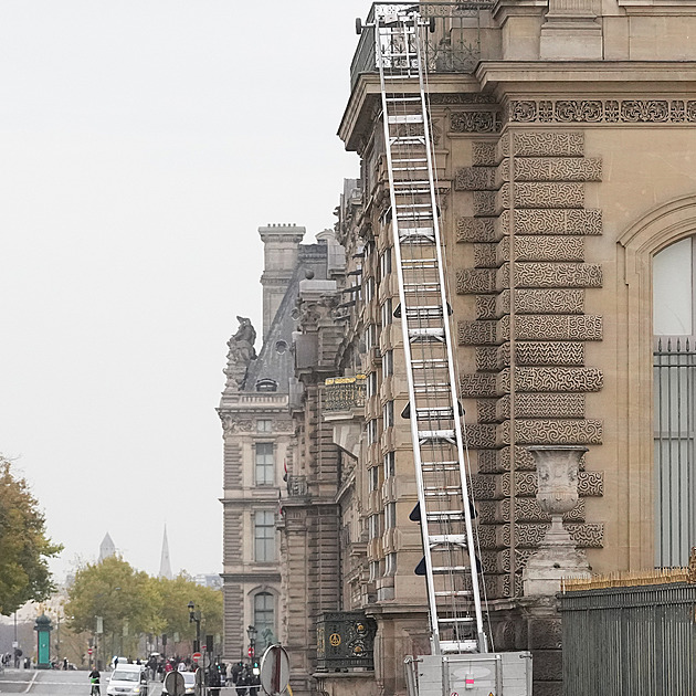 I zločinci sázejí na nejlepší vybavení. Výrobce plošin využil loupež v Louvru k reklamě