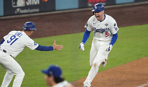Rekordní thriller pro sebe urvali baseballisté Dodgers, opět řádil Ohtani
