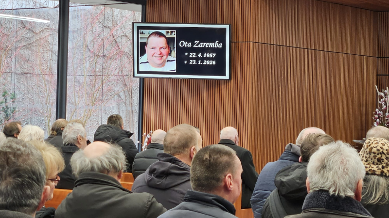 Poslední rozloučení se vzpěračem Otou Zarembou: Na pohřeb dorazily desítky lidí