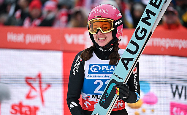 Německá skokanka zamířila na svou třetí olympiádu. Playboy si ji vybral na titulku