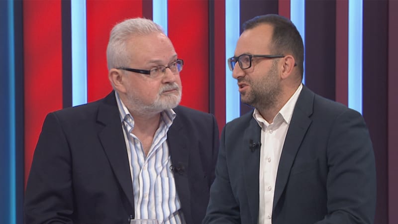 Schmarcz: Válka Babiše s Pavlem? Mokrý sen Motoristů. Kulidakis zmínil házení klacků z Hradu