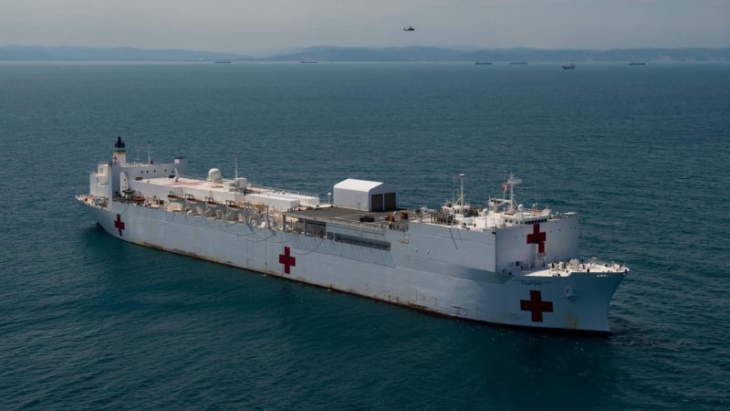 Trump posílá nemocniční loď do Grónska. Není jasné, co ho vedlo k tomuto rozhodnutí