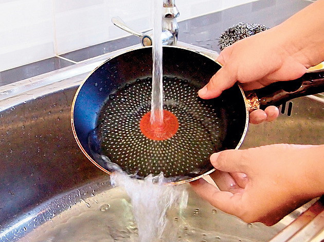 Vaříte na teflonu? Zjistěte, proč byste měli přemýšlet o změně