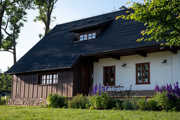 Probuďte chalupu ze zimního spánku. Kompletní průvodce první jarní revizí