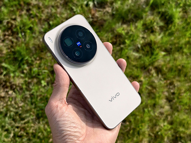 Vivo X300 Pro je dokonalý fotomobil s jednou chybou