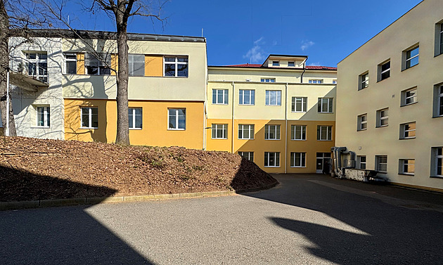 Nemocnice budují urgentní příjmy. Příští rok začnou sloužit v Táboře i Písku