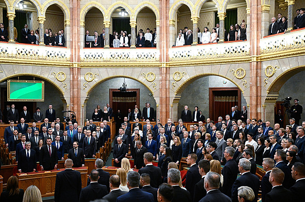 Maďarsko sestavilo novou vládu. Vznik kabinetu završily sliby ministrů