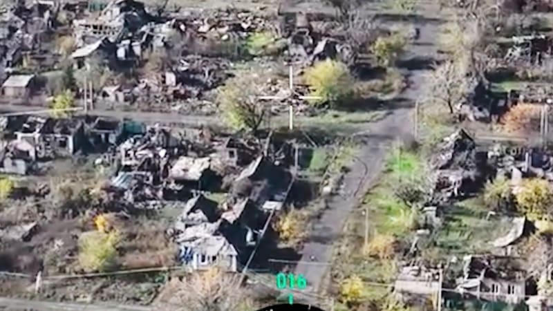 Pokrovsk a Myrnohrad padly. Rusové je mají plně pod kontrolou, ukazují válečné mapy
