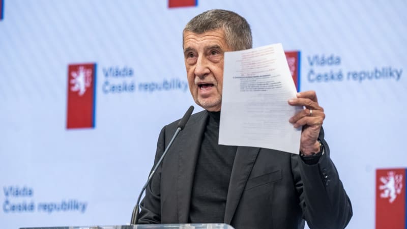 Zmírněme lex Babiš, navrhují vládní poslanci. Všechnu moc Agrofertu, bije na poplach opozice