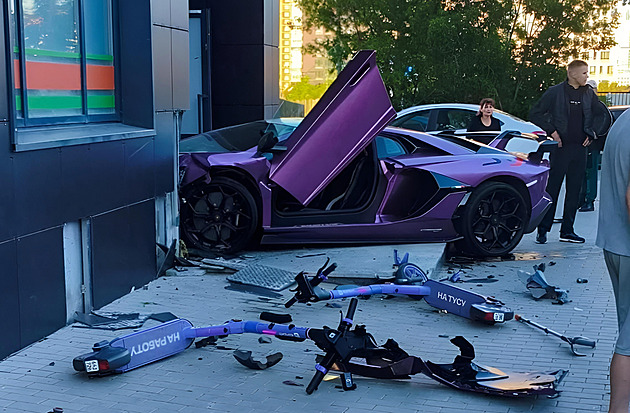 Rusko v kostce. Válečného veterána přejel miliardářský synek v lamborghini