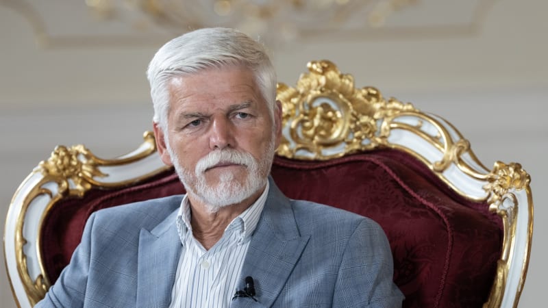 Rodičovský příspěvek se zvýší o desetitisíce. Pavel podepsal i zásadní změny v superdávce