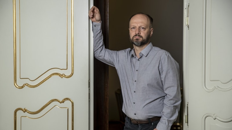 Láska: Piráti nezbavili Prahu klientelismu. Rozpustil bych radu a zdražil parkovné v centru