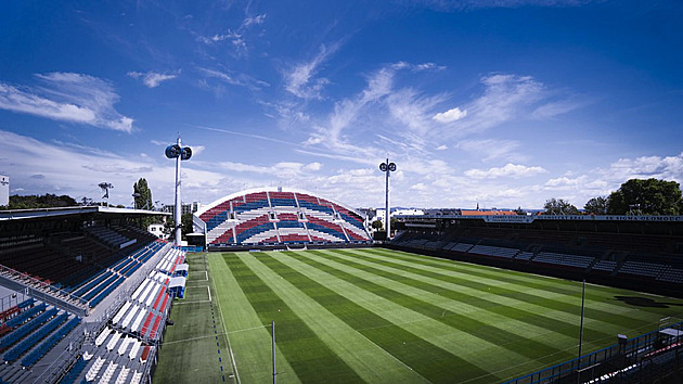 Andrův stadion má vynikající trávník, klub ale plánuje rozsáhlou rekonstrukci