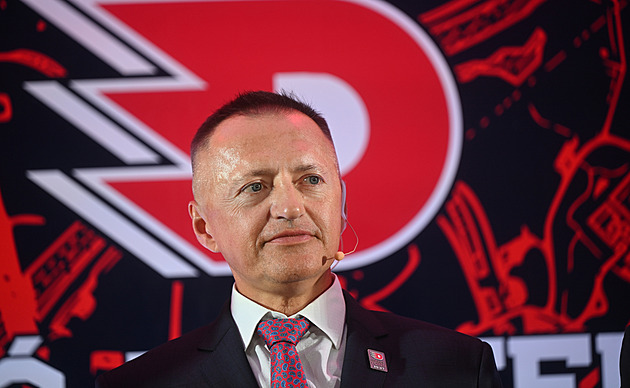 Dědek se bránil: Že křivíme trh? To je jako řešit cenu housek... Máme svůj byznys plán
