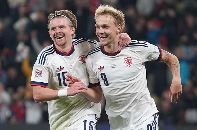 ONLINE: Česko - Anglie, chytá Kovář, v základu také kapitán Krejčí a Radosta